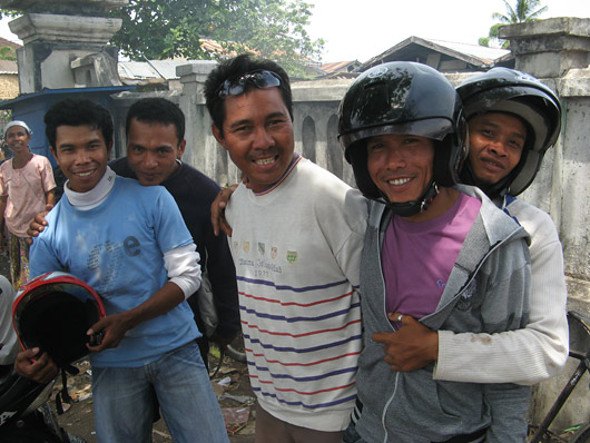 Positiivne rolleriseltskond Lombokil